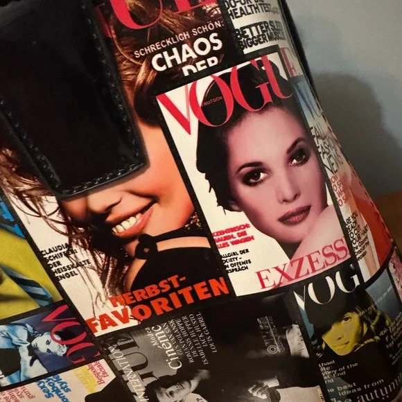 Colorful Magazine Print Women's Bag - Picture 4 of 7